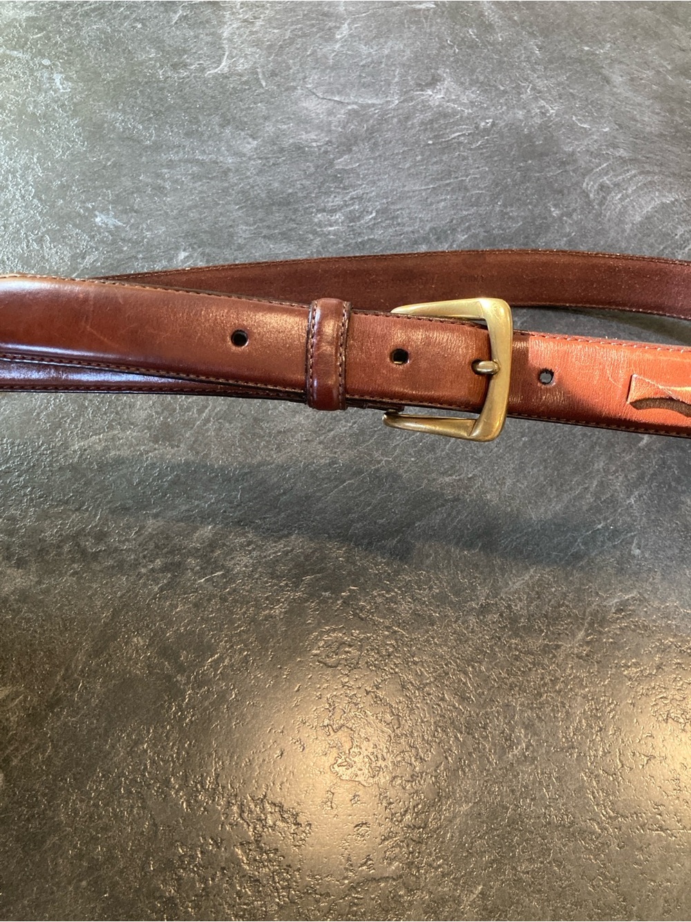 Men Fossil brown leather beautiful twist accent belt size 42
